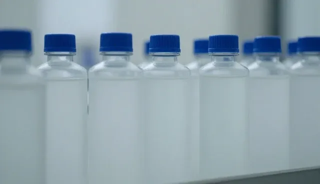温度波动对有机合成中间体性能的影响
