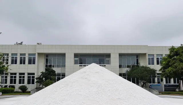 化工来料加工服务中性能差异的对比与取舍